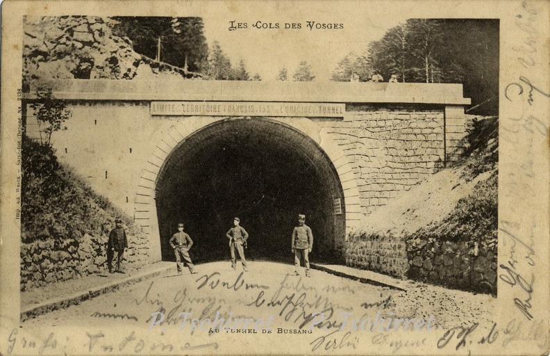 Col-de-Bussang-entree-du-tunnel-douaniers-1904-1.jpg