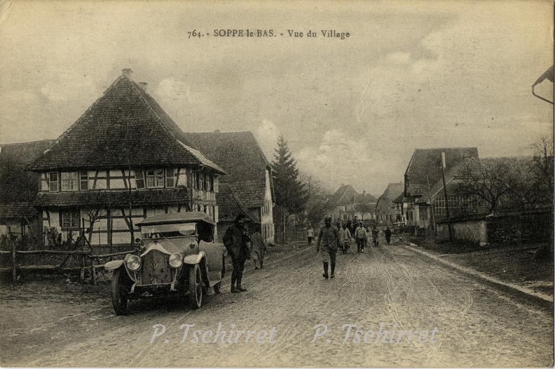 Soppe-le-Bas-village-militaire-et-Voiture-1915.jpg
